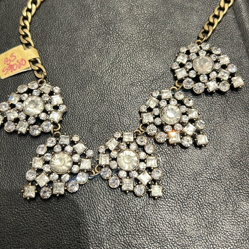 jj sparkle Necklace